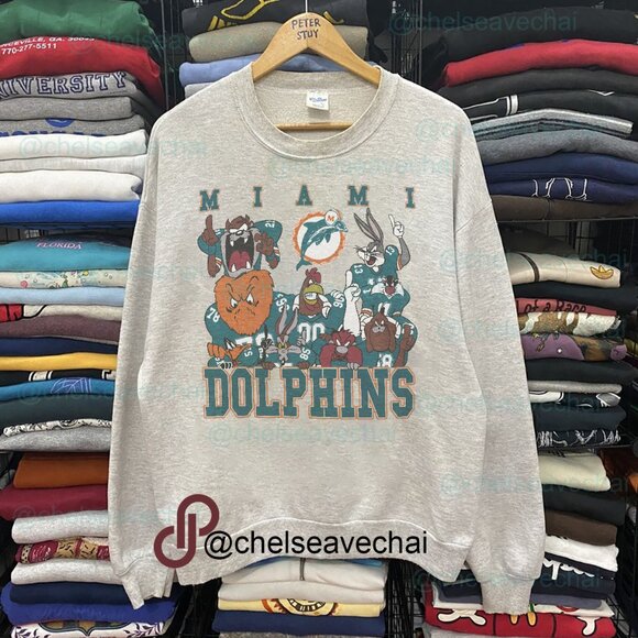 Vintage Miami Dolphins Looney Tunes Football Sweatshirt Retro 90s NFL Shirt Tee - Picture 1 of 2